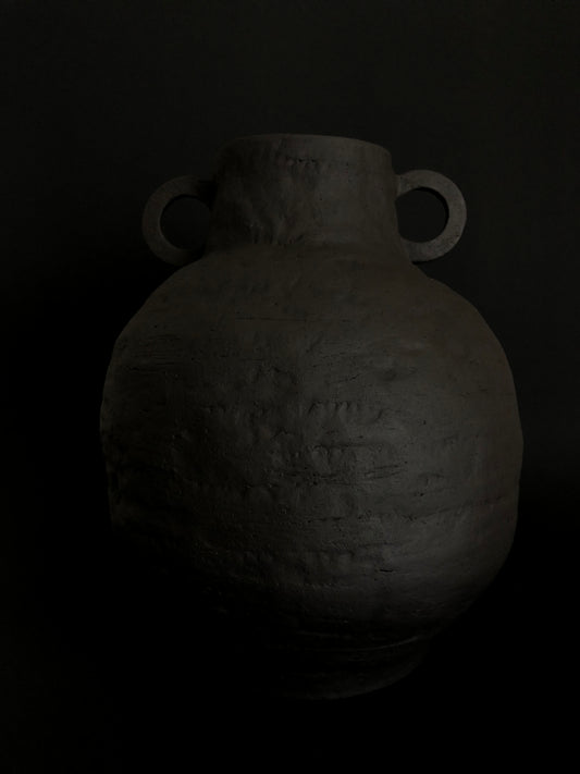 Moon vase